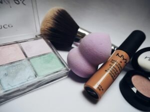 pexels-photo-234220-234220-300x225 Ultimate Guide to Beauty and Makeup Products USA