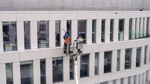 6-2 Dependable Office Cleaning Services for Essen Companies