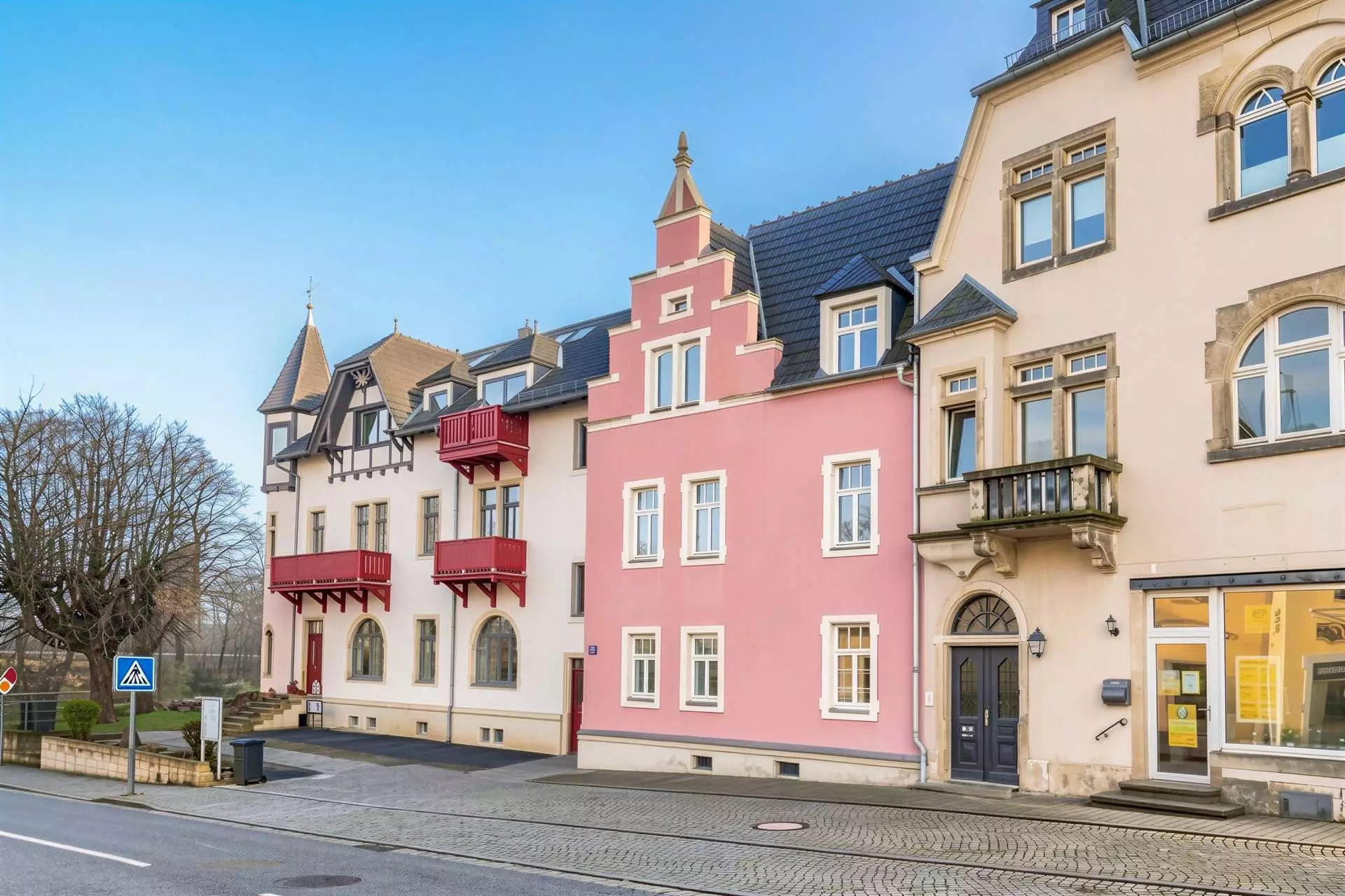 9 Explore Dresden Properties with Experienced Real Estate Specialists at Saxowert