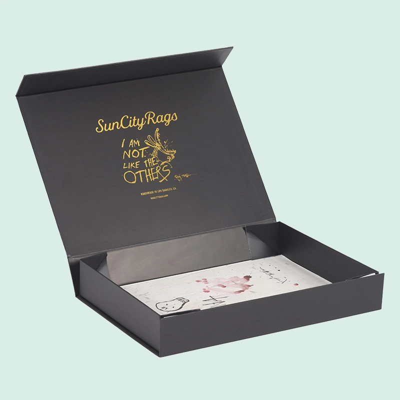 10 Ipack Packaging's Quality Assurance: What Sets Their Foldable Gift Box Wholesale Apart