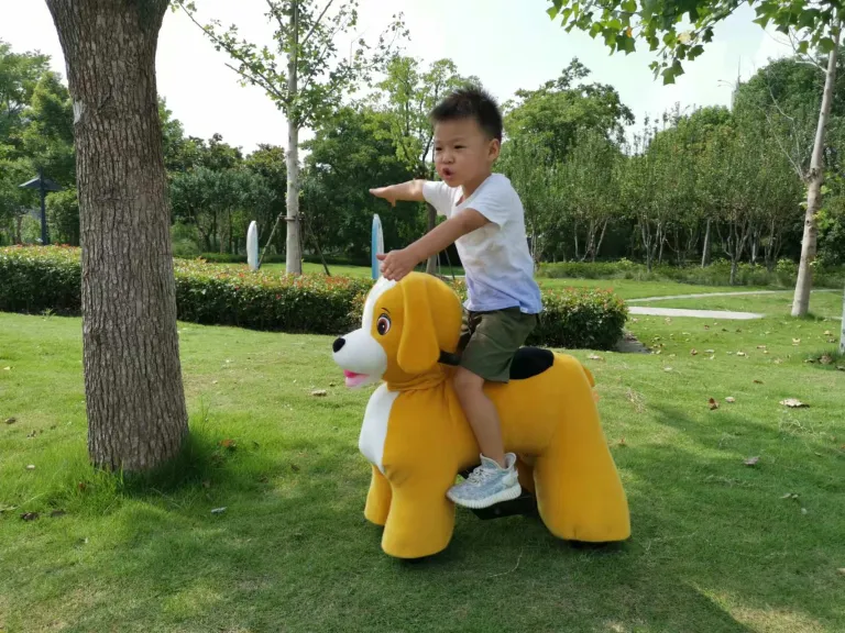 14-1 Why Lulu Toy Car Is the Preferred Supplier for Electric Animal Scooters Internationally