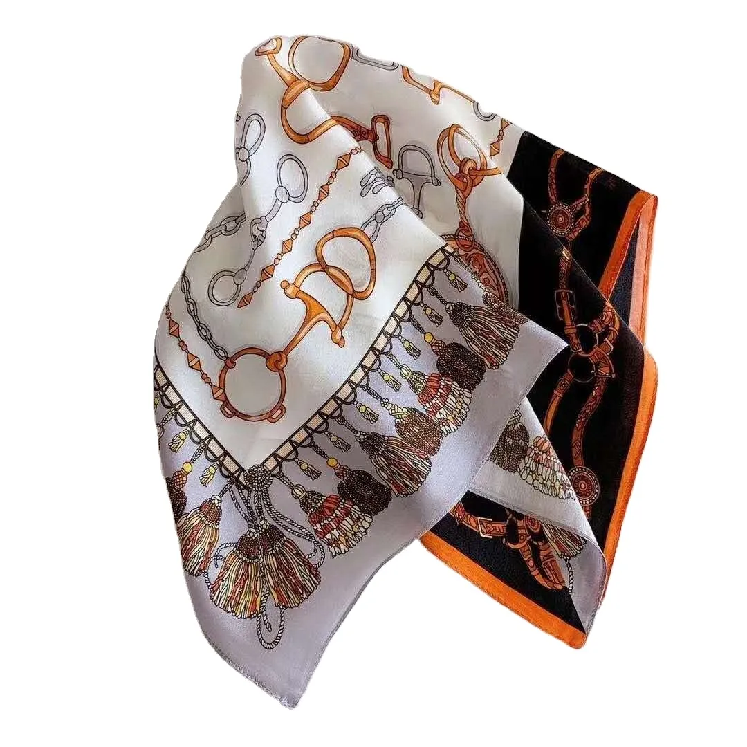 5-1 Romankelly’s Approach to Custom Sizing and Patterns in Silk Scarf Wholesale Orders