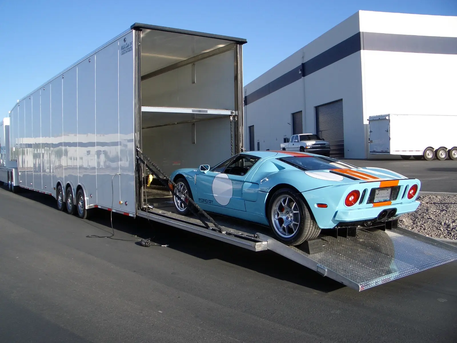 luxury car shipping