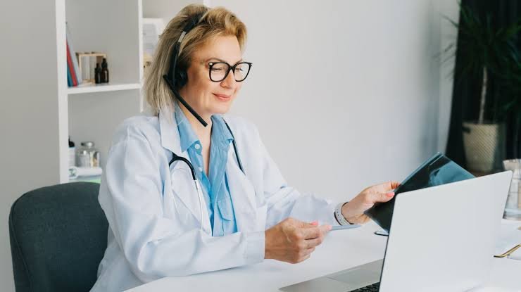 Is a Virtual Assistant for Remote Patient Monitoring Good for Clinics