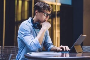 How Does a Charting and Documentation Virtual Assistant Improve Workflow