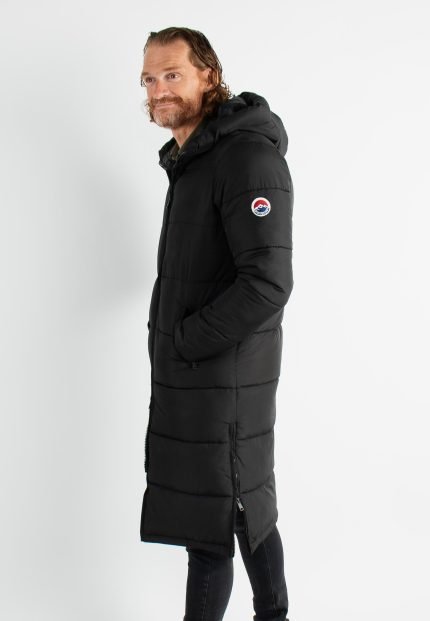 Paragoose Parka: Combining Warmth, Comfort, and Urban Style