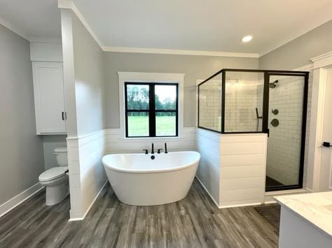 Bathroom Remodeling Services in Agoura Hills CA