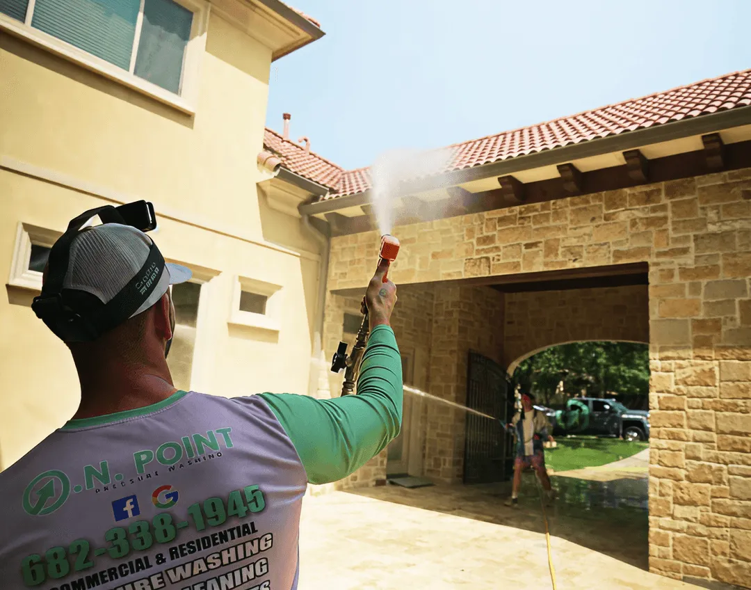 Graffiti and paint removal in Dallas